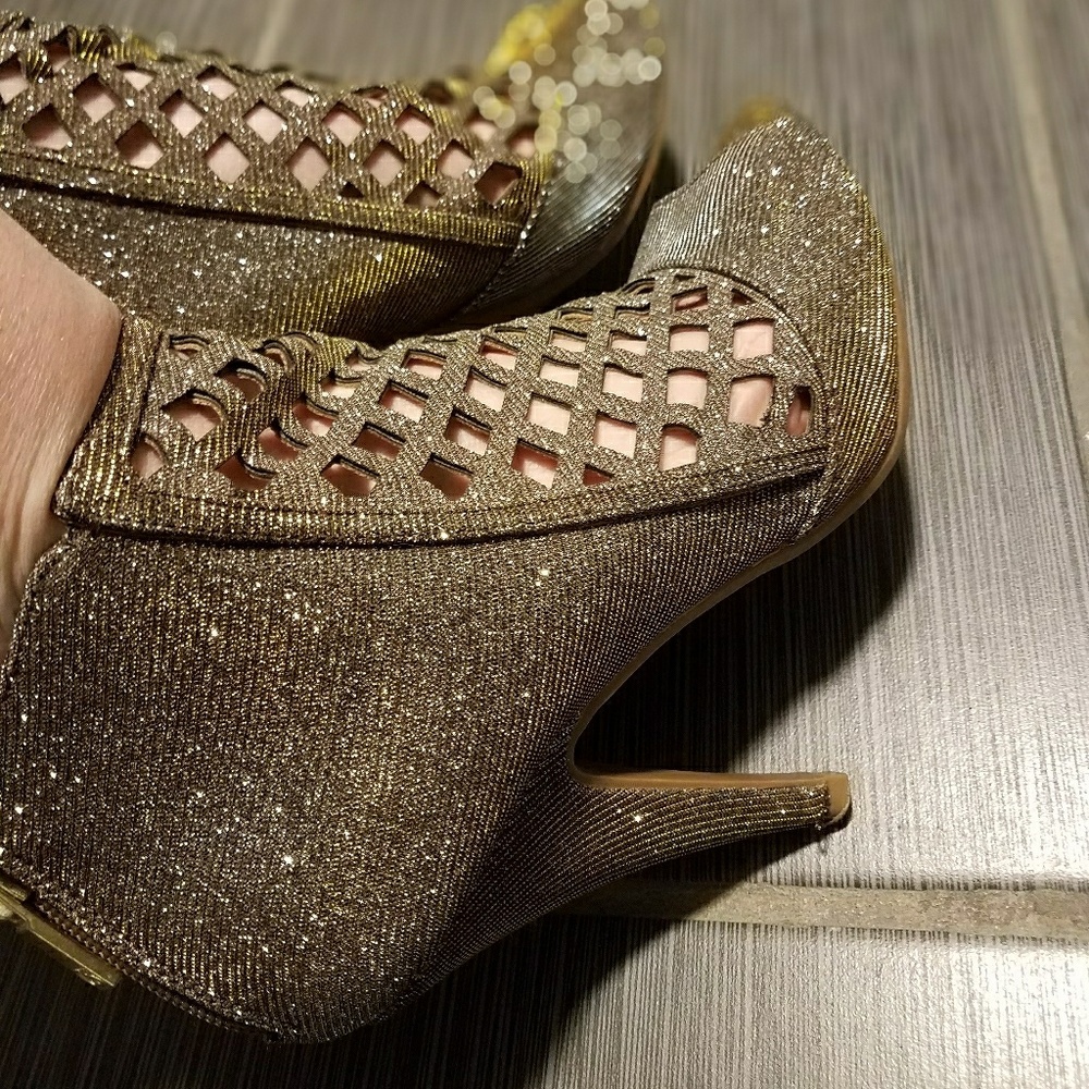 Gold / Silver Sparkle Lattice Heels